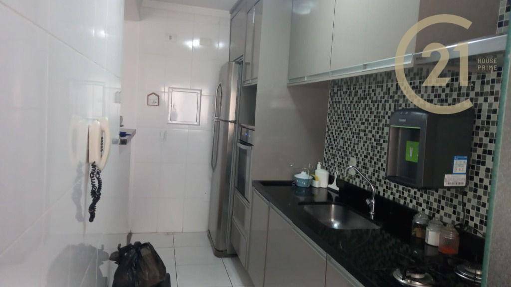 Apartamento à venda com 3 quartos, 77m² - Foto 10