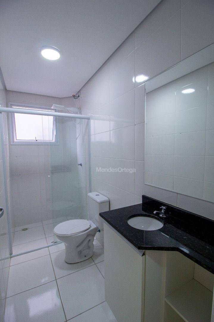 Apartamento para alugar com 2 quartos, 61m² - Foto 11