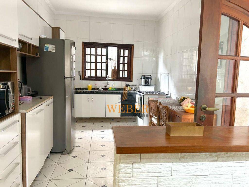 Sobrado à venda com 3 quartos, 190m² - Foto 6