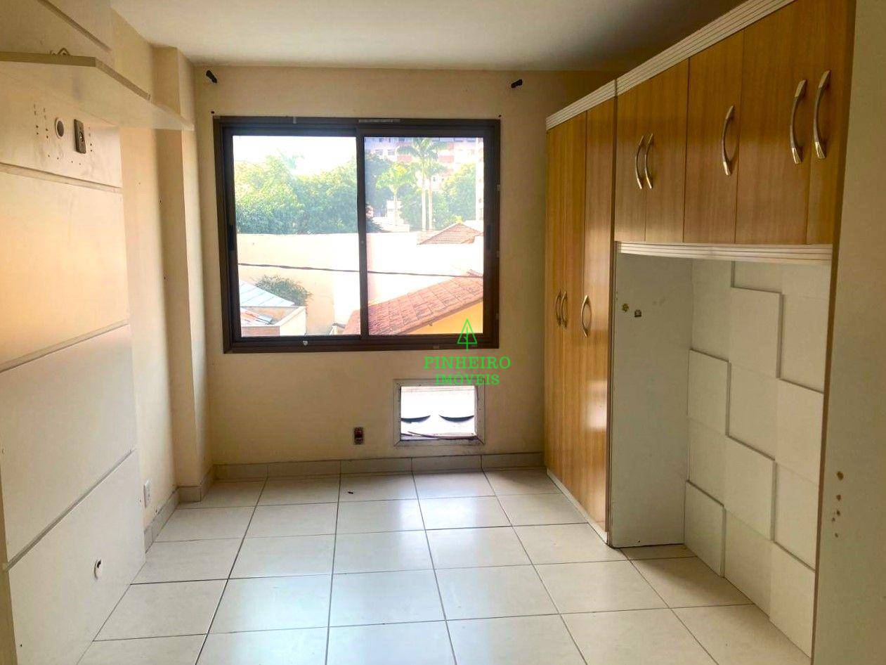 Apartamento à venda com 2 quartos, 63m² - Foto 12