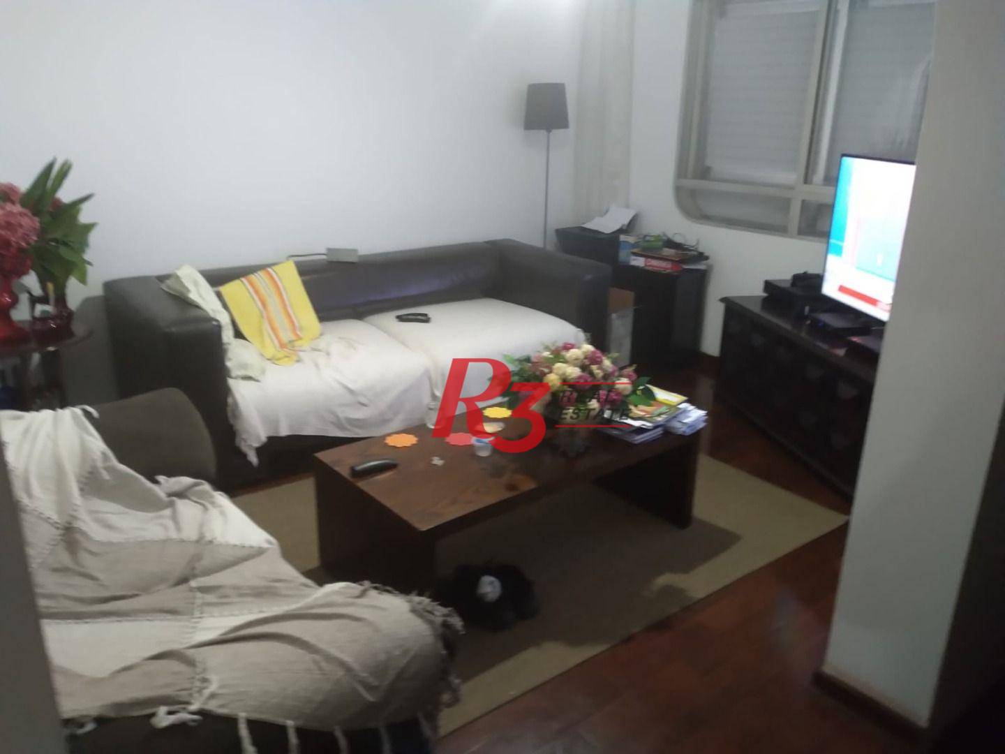 Apartamento à venda com 3 quartos, 95m² - Foto 2