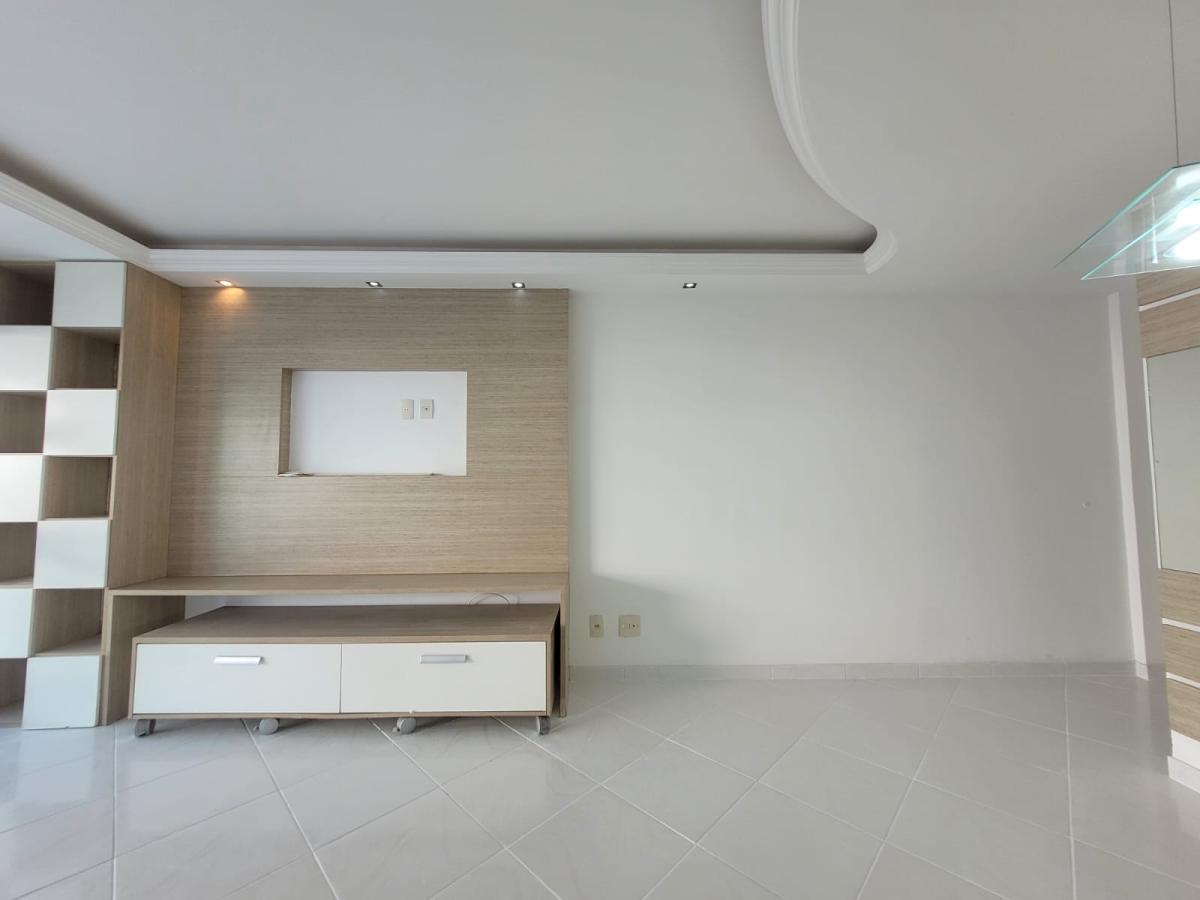 Apartamento à venda com 2 quartos, 85m² - Foto 5