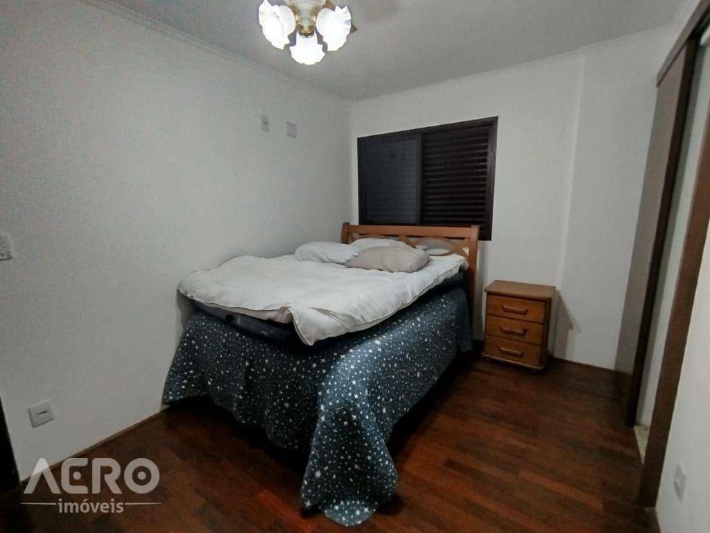 Apartamento para alugar com 2 quartos, 75m² - Foto 18