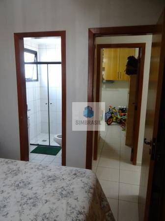 Apartamento à venda com 3 quartos, 80m² - Foto 15