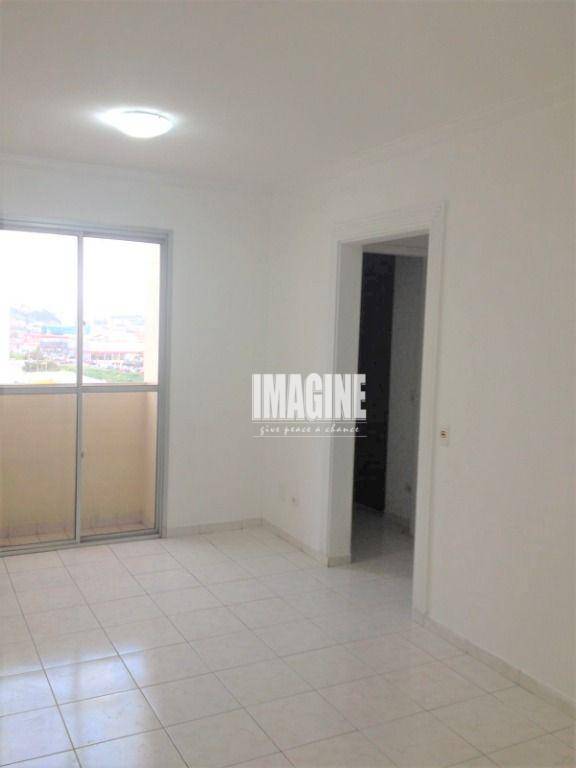 Apartamento à venda com 2 quartos, 54m² - Foto 1