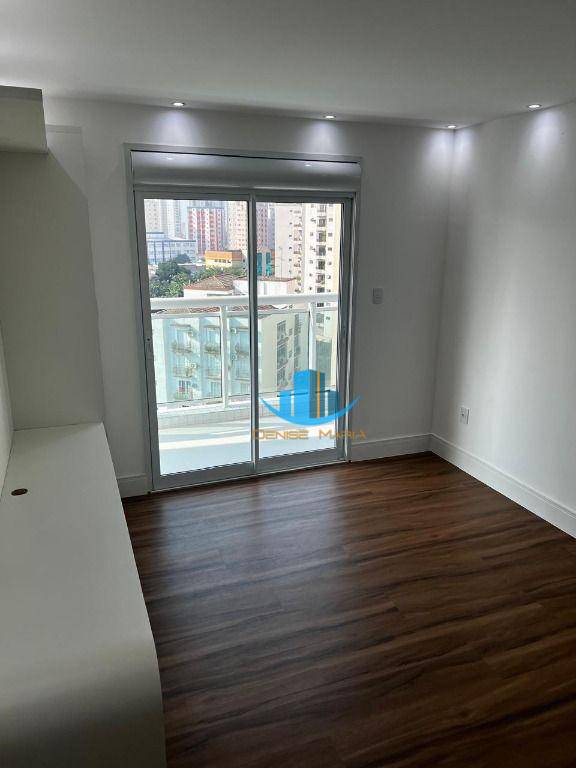 Apartamento para alugar com 4 quartos, 182m² - Foto 16