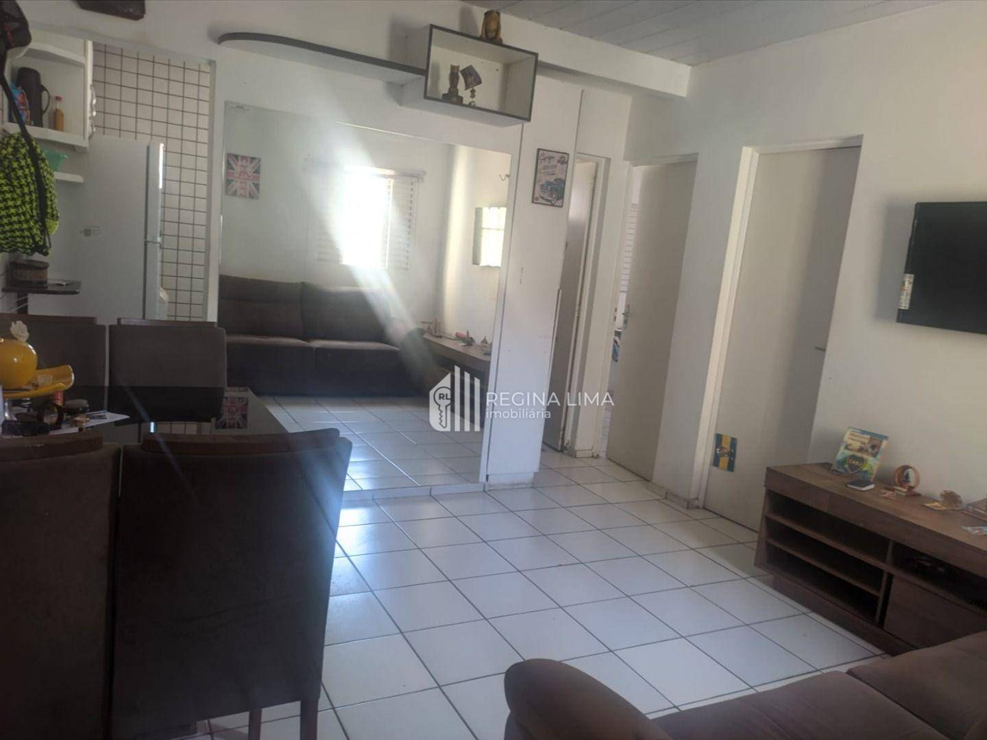 Apartamento à venda com 2 quartos, 42m² - Foto 1