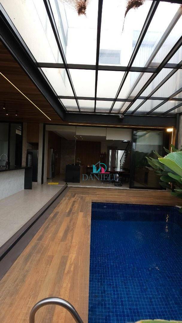 Casa de Condomínio à venda com 3 quartos, 245m² - Foto 7