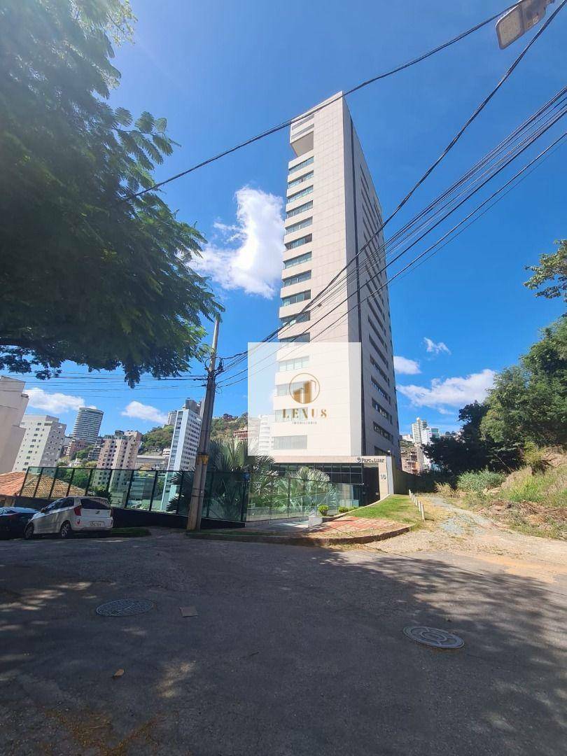 Apartamento à venda com 3 quartos, 206m² - Foto 1