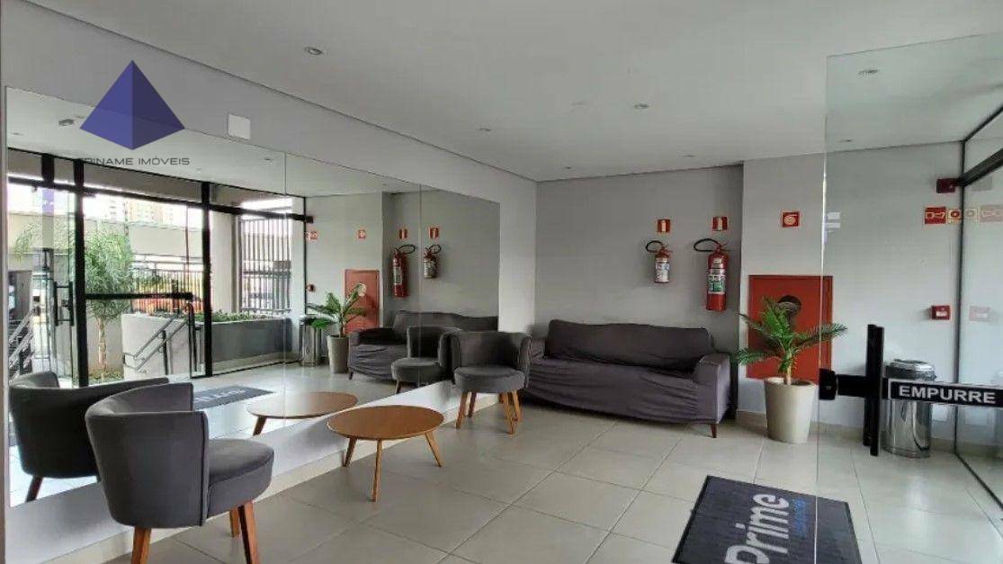 Apartamento à venda com 2 quartos, 33m² - Foto 2