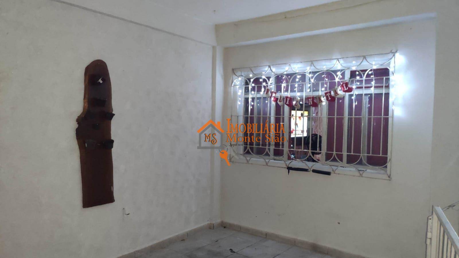 Casa à venda com 4 quartos, 200m² - Foto 23