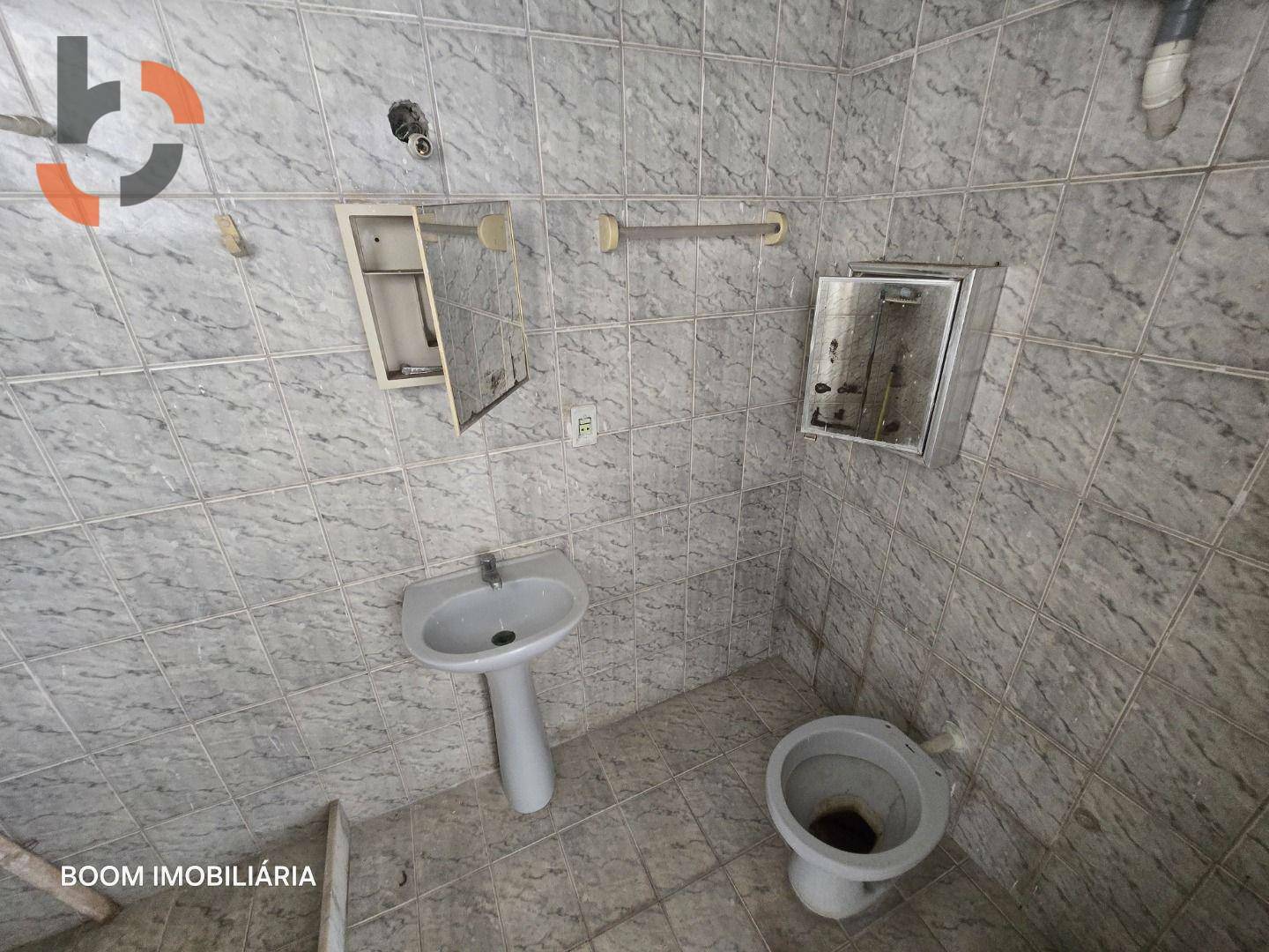 Casa à venda com 2 quartos, 98m² - Foto 11