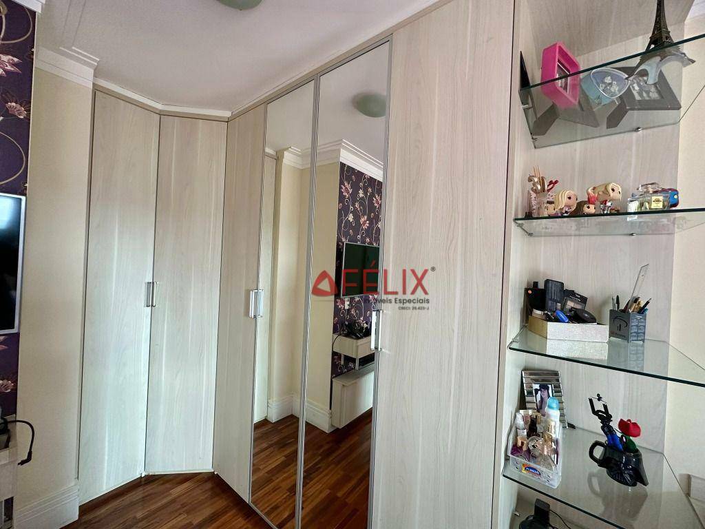 Apartamento à venda com 3 quartos, 162m² - Foto 35