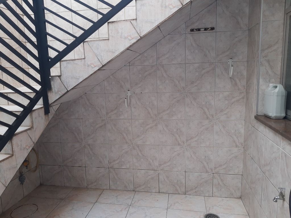 Sobrado à venda com 4 quartos, 250m² - Foto 47