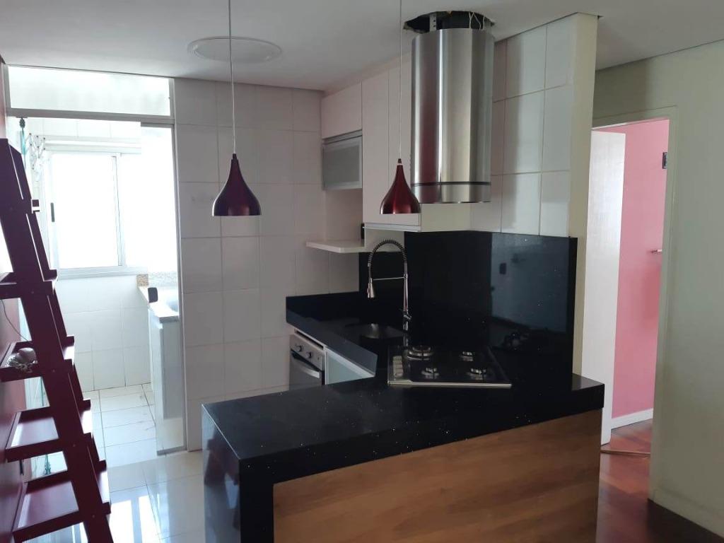 Apartamento à venda com 2 quartos, 48m² - Foto 2