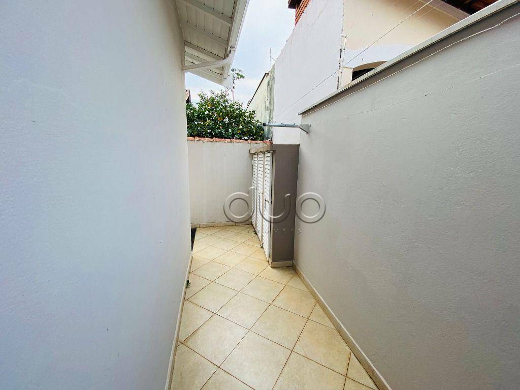 Casa à venda com 4 quartos, 300m² - Foto 34