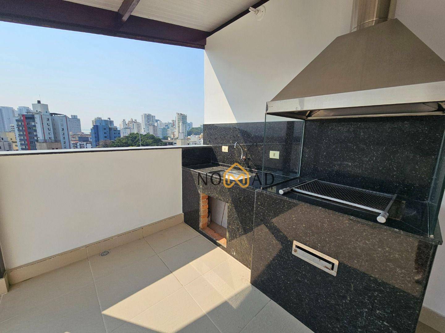 Apartamento à venda com 3 quartos, 150m² - Foto 3