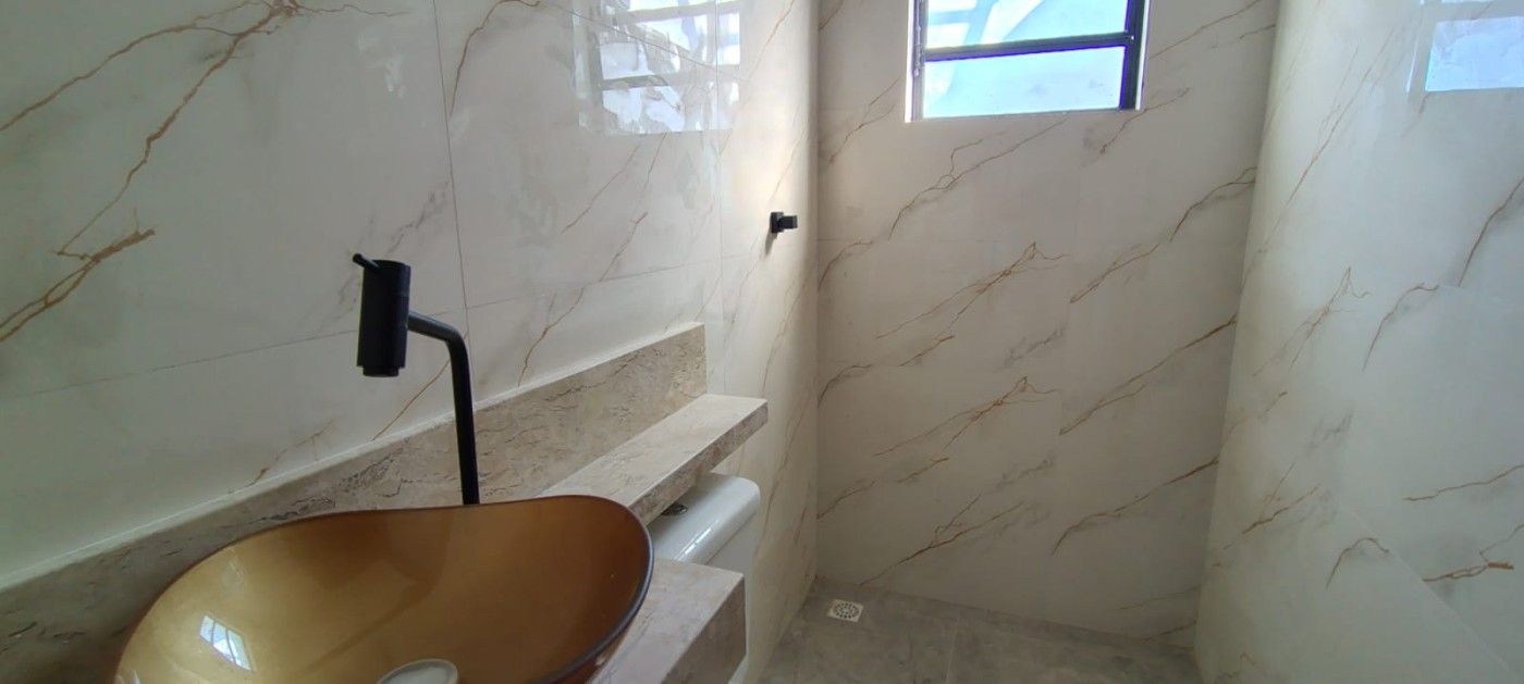 Casa à venda com 2 quartos, 125m² - Foto 9