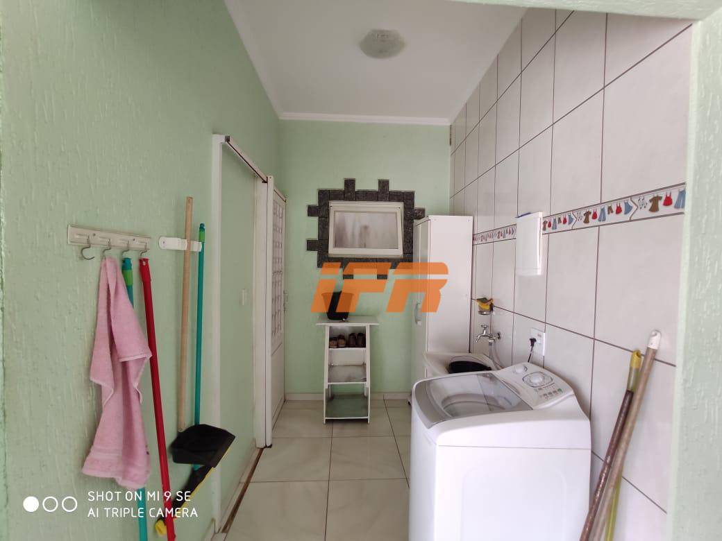 Chácara à venda com 2 quartos, 175m² - Foto 12