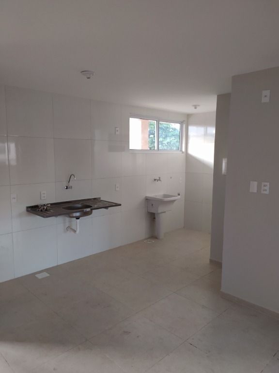 Apartamento para alugar com 2 quartos, 37m² - Foto 11