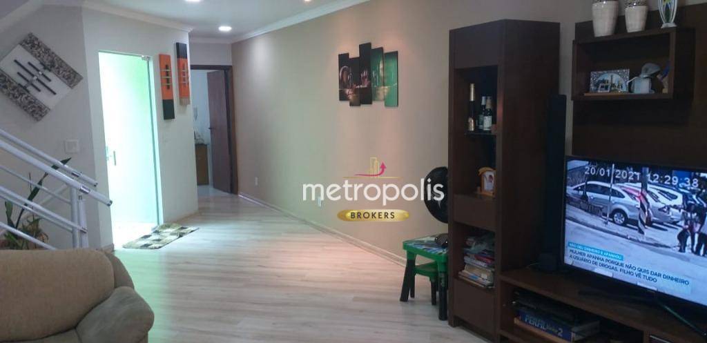 Sobrado à venda com 3 quartos, 256m² - Foto 2