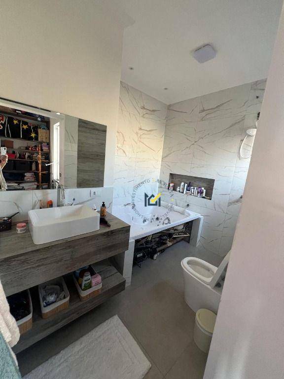 Casa, 4 quartos, 190 m² - Foto 9