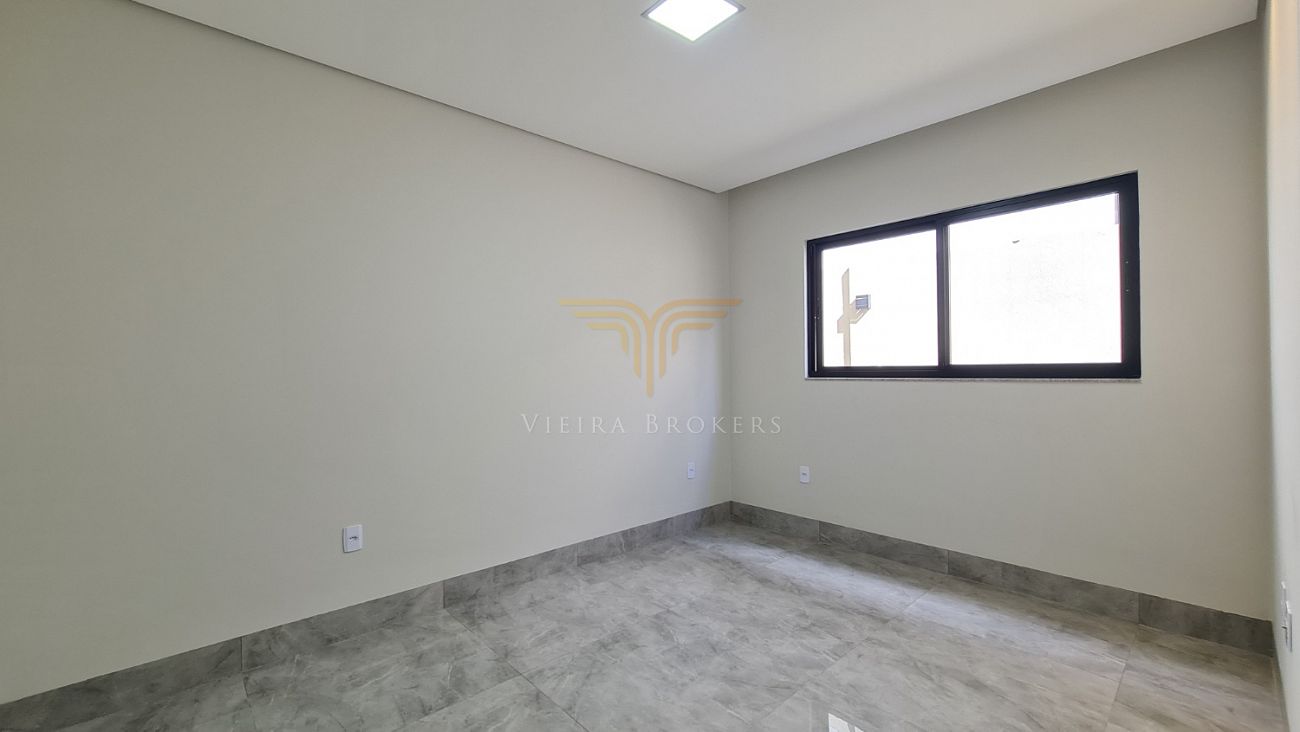 Casa de Condomínio à venda com 4 quartos, 320m² - Foto 5