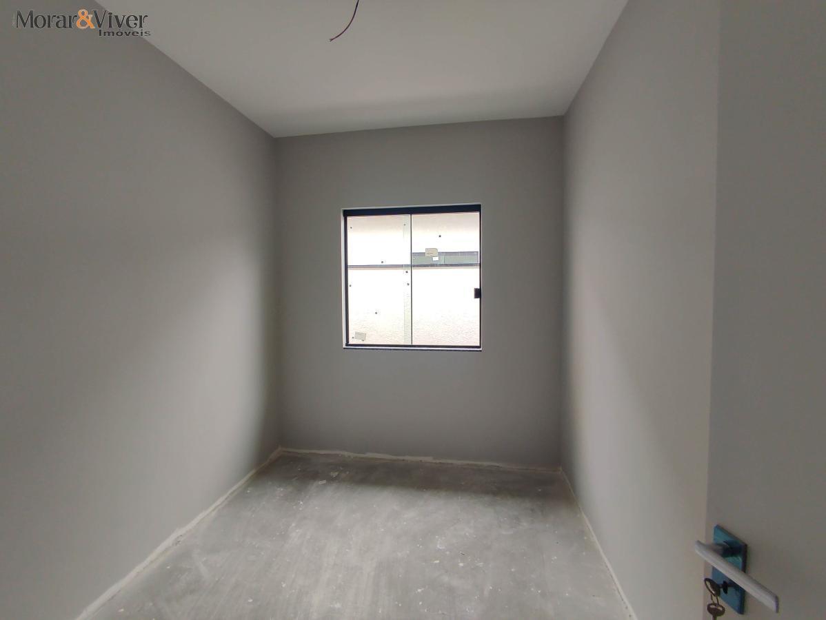 Casa à venda com 3 quartos, 70m² - Foto 10