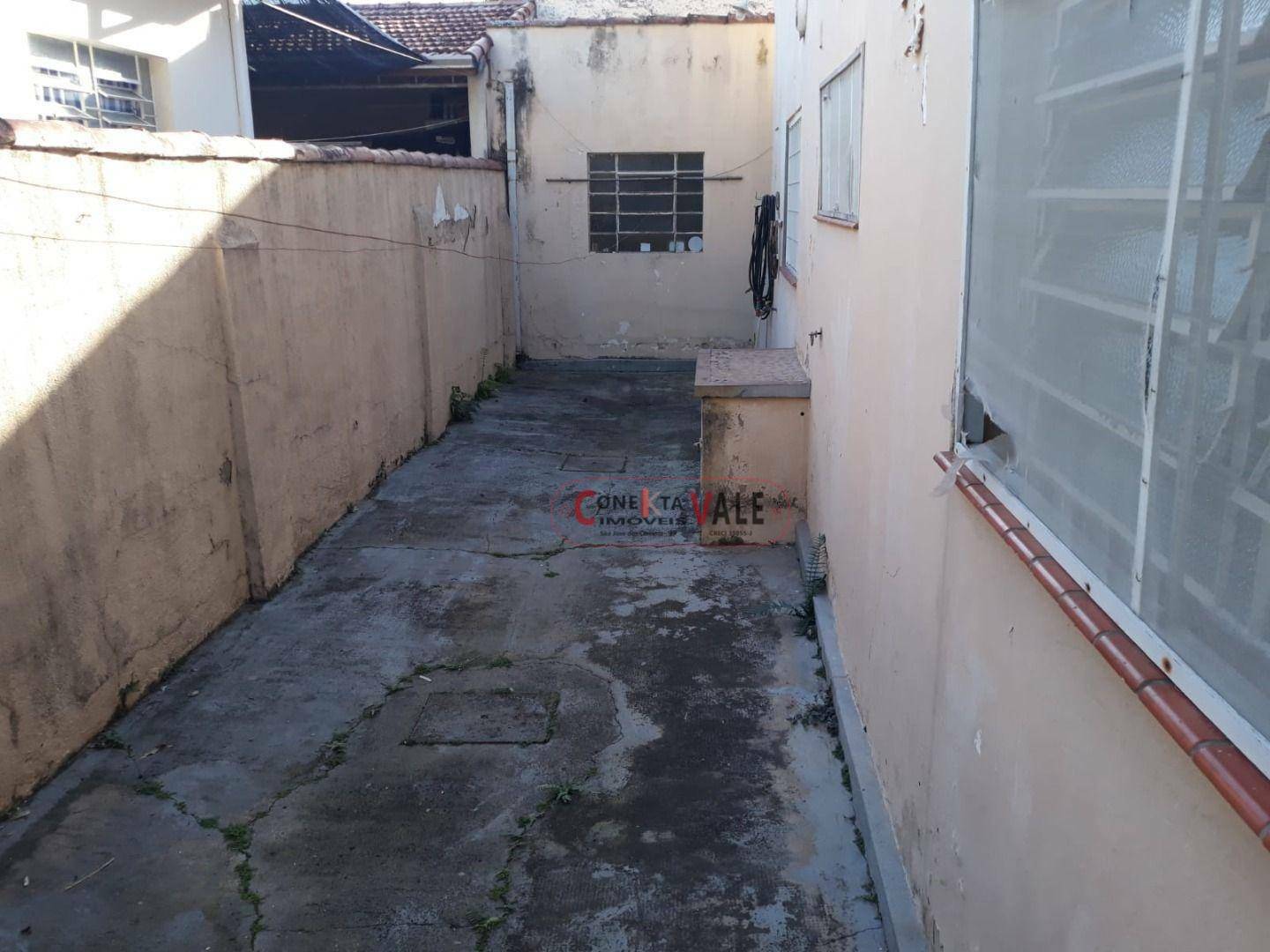 Casa à venda com 4 quartos, 165m² - Foto 9