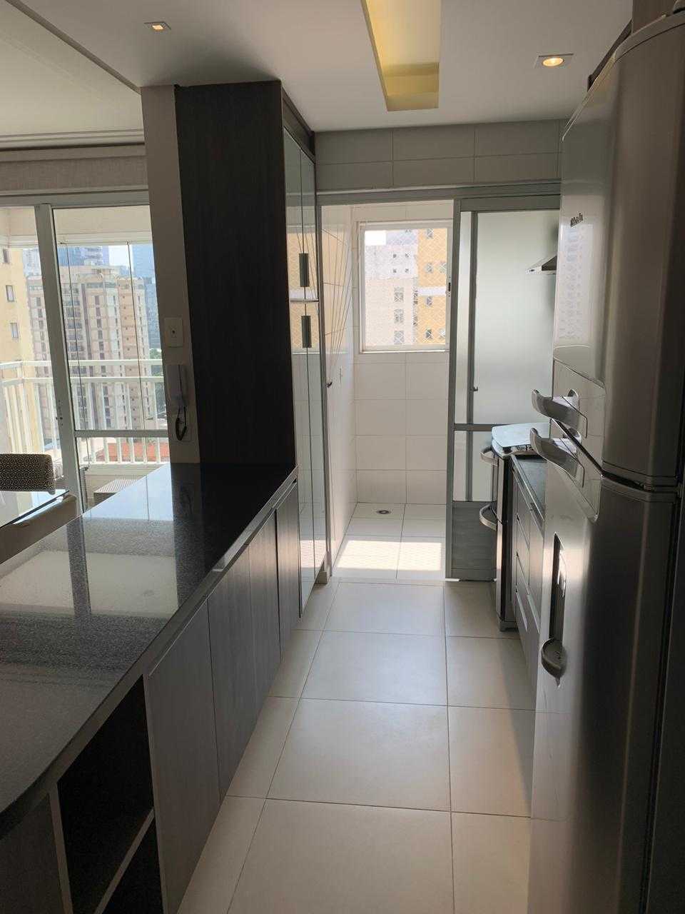 Apartamento à venda com 2 quartos, 73m² - Foto 2