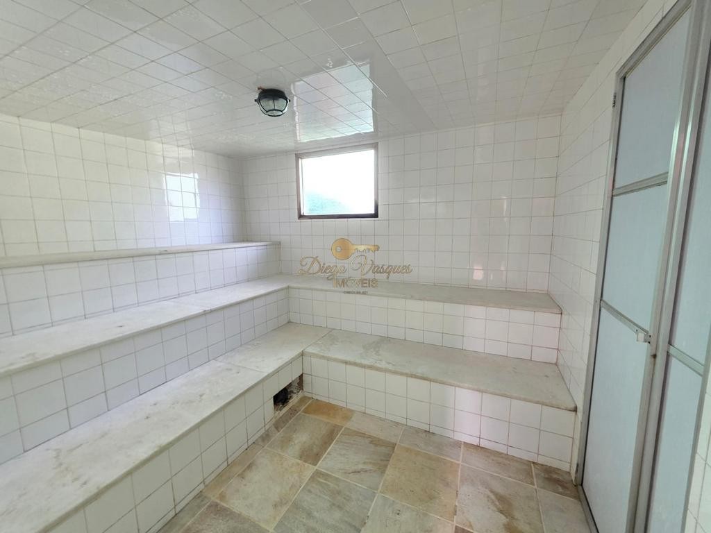 Casa de Condomínio para alugar com 4 quartos, 330m² - Foto 43
