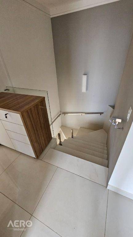 Apartamento para alugar com 3 quartos, 180m² - Foto 49