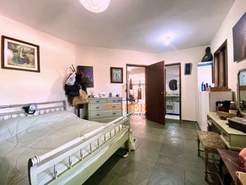 Casa de Condomínio à venda com 4 quartos, 304m² - Foto 19