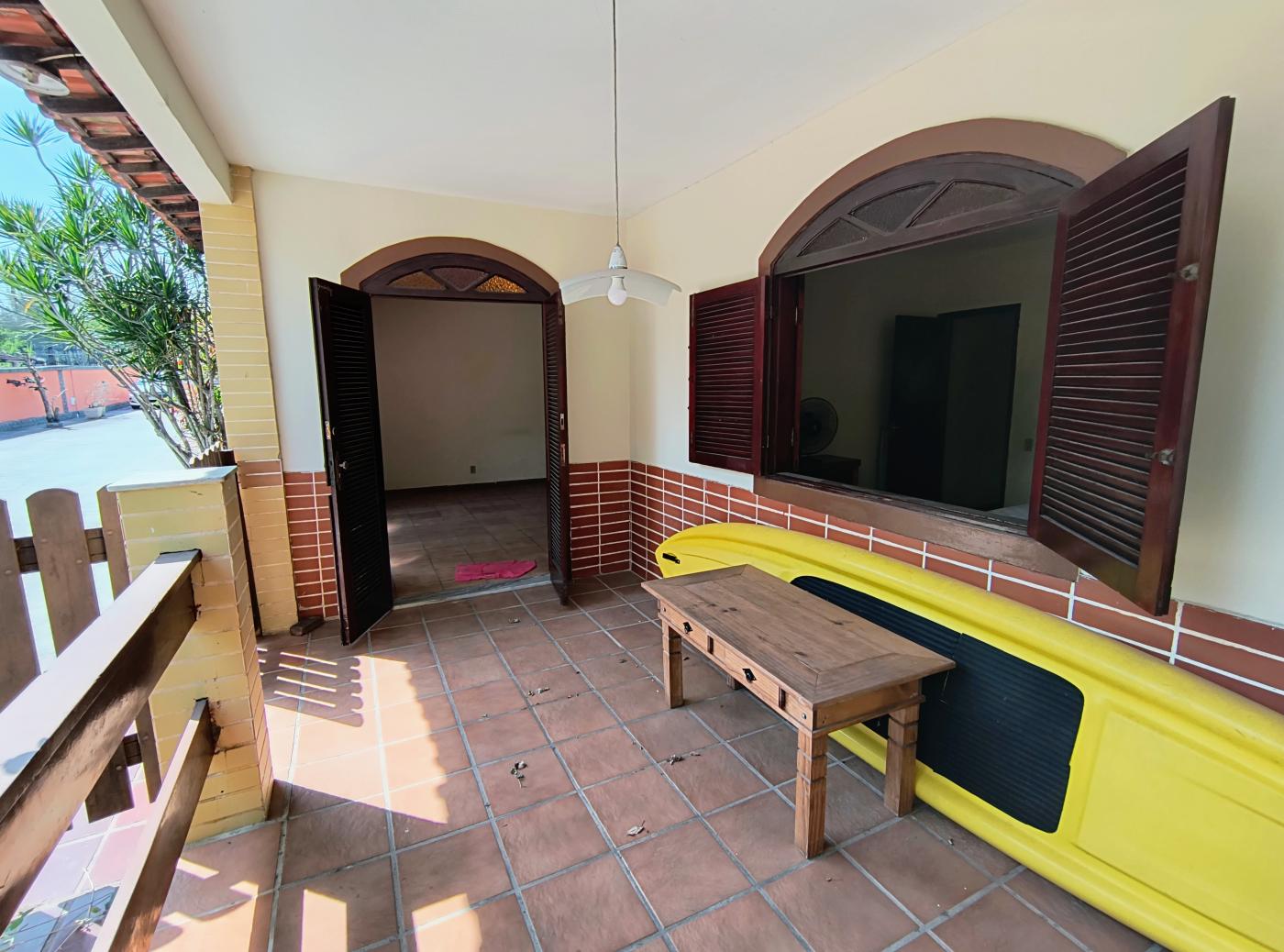 Casa de Condomínio à venda com 3 quartos, 135m² - Foto 4