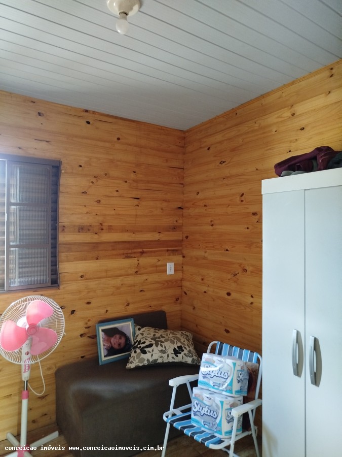 Casa à venda com 4 quartos, 154m² - Foto 9