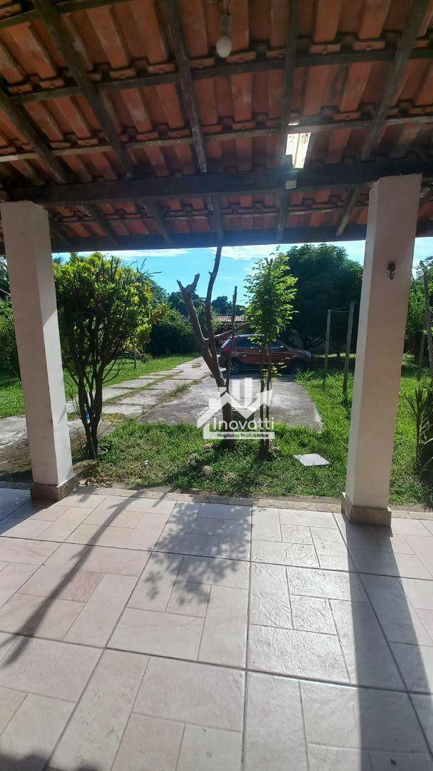 Casa à venda com 3 quartos, 180m² - Foto 2