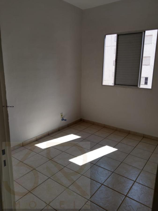 Apartamento para alugar com 2 quartos, 53m² - Foto 18