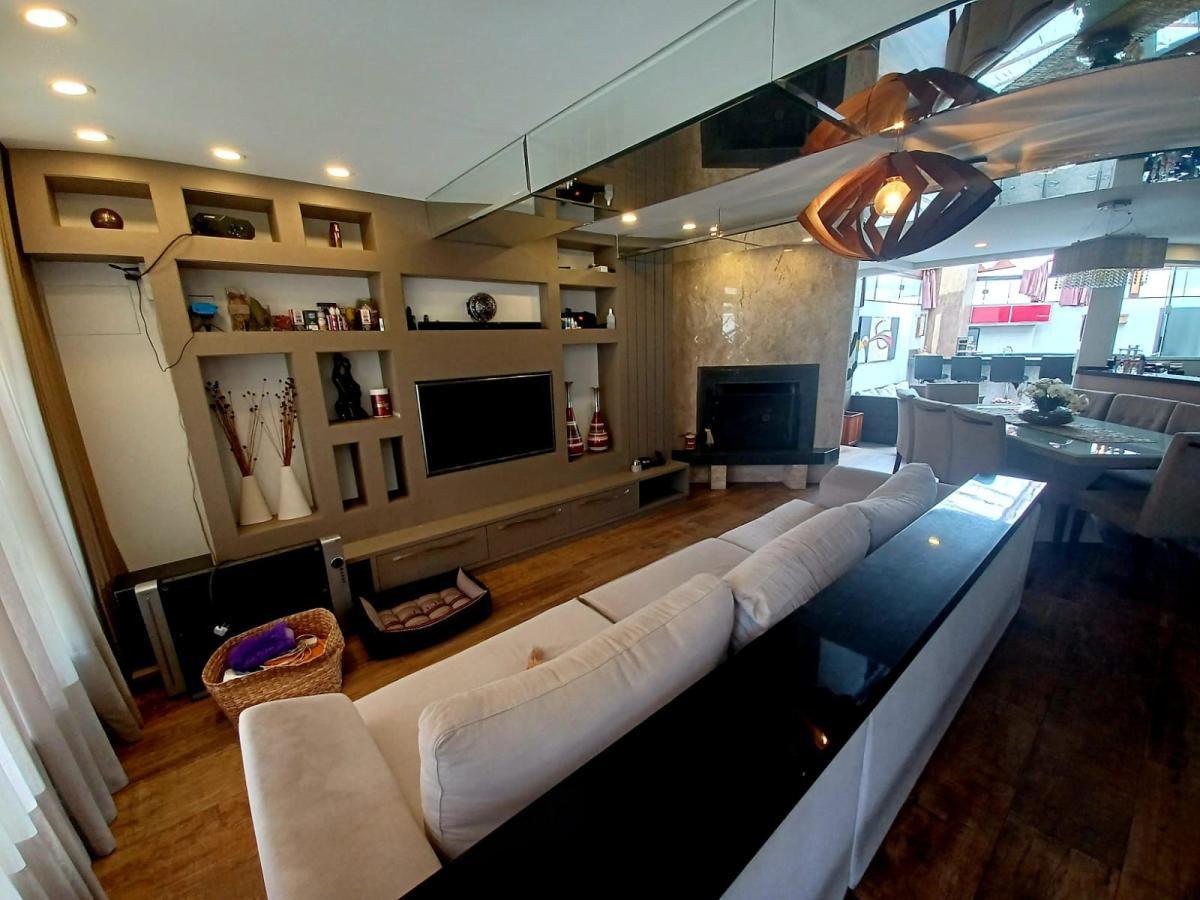 Sobrado à venda com 4 quartos, 220m² - Foto 4