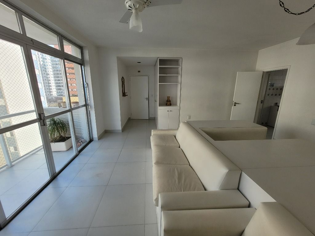 Apartamento à venda e aluguel com 3 quartos, 130m² - Foto 4