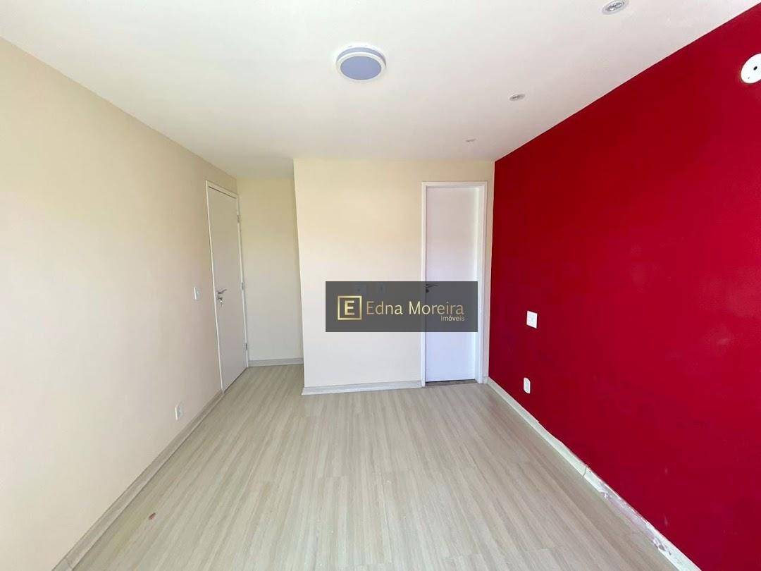 Casa à venda com 2 quartos, 140m² - Foto 1