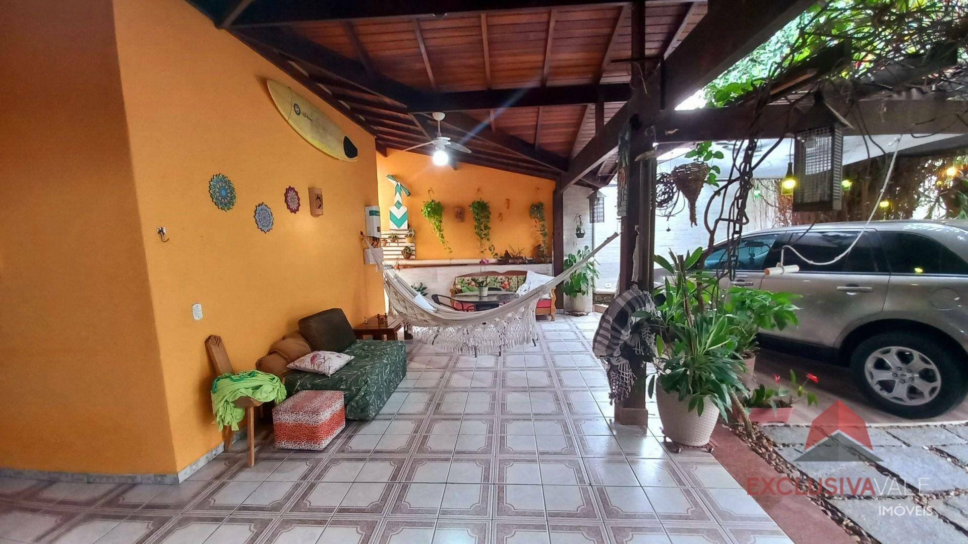 Casa à venda com 6 quartos, 356m² - Foto 14