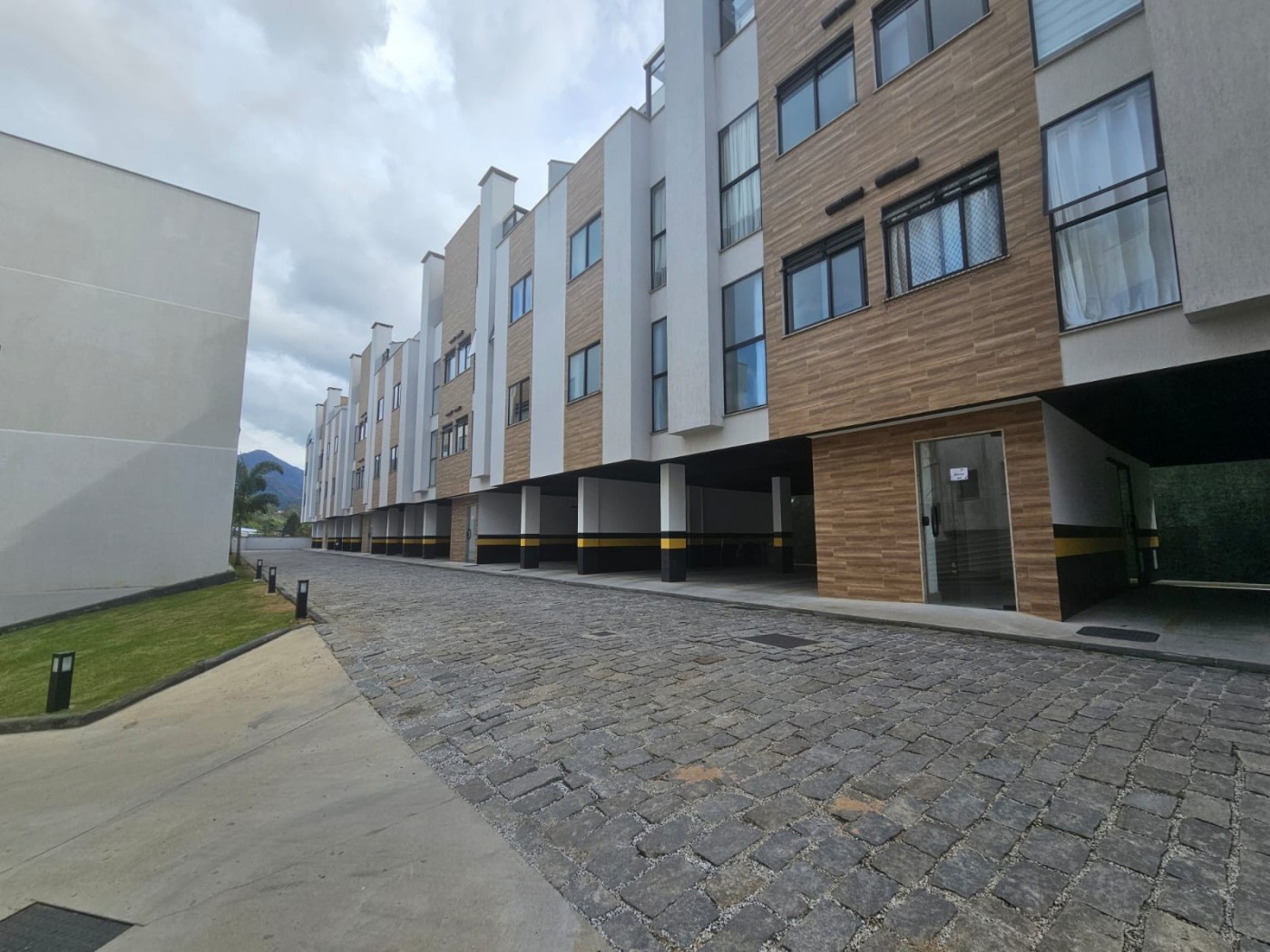 Cobertura à venda com 3 quartos, 134m² - Foto 2
