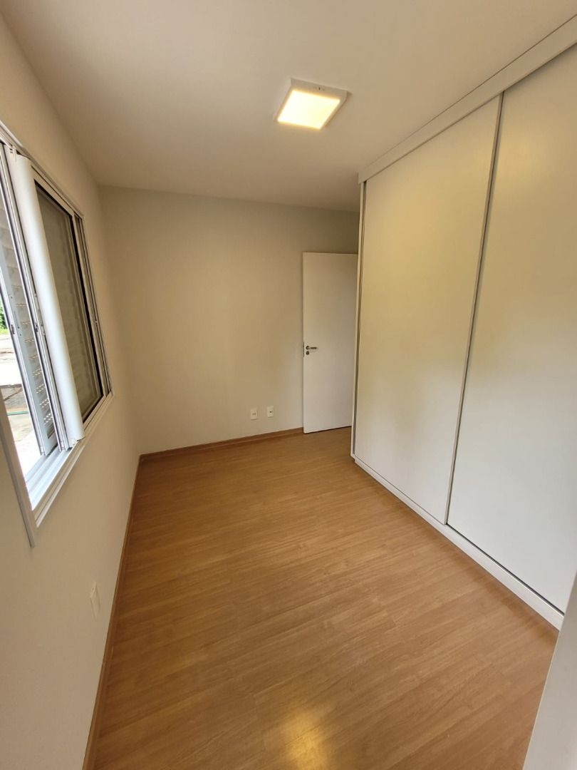 Apartamento à venda com 3 quartos, 117m² - Foto 19