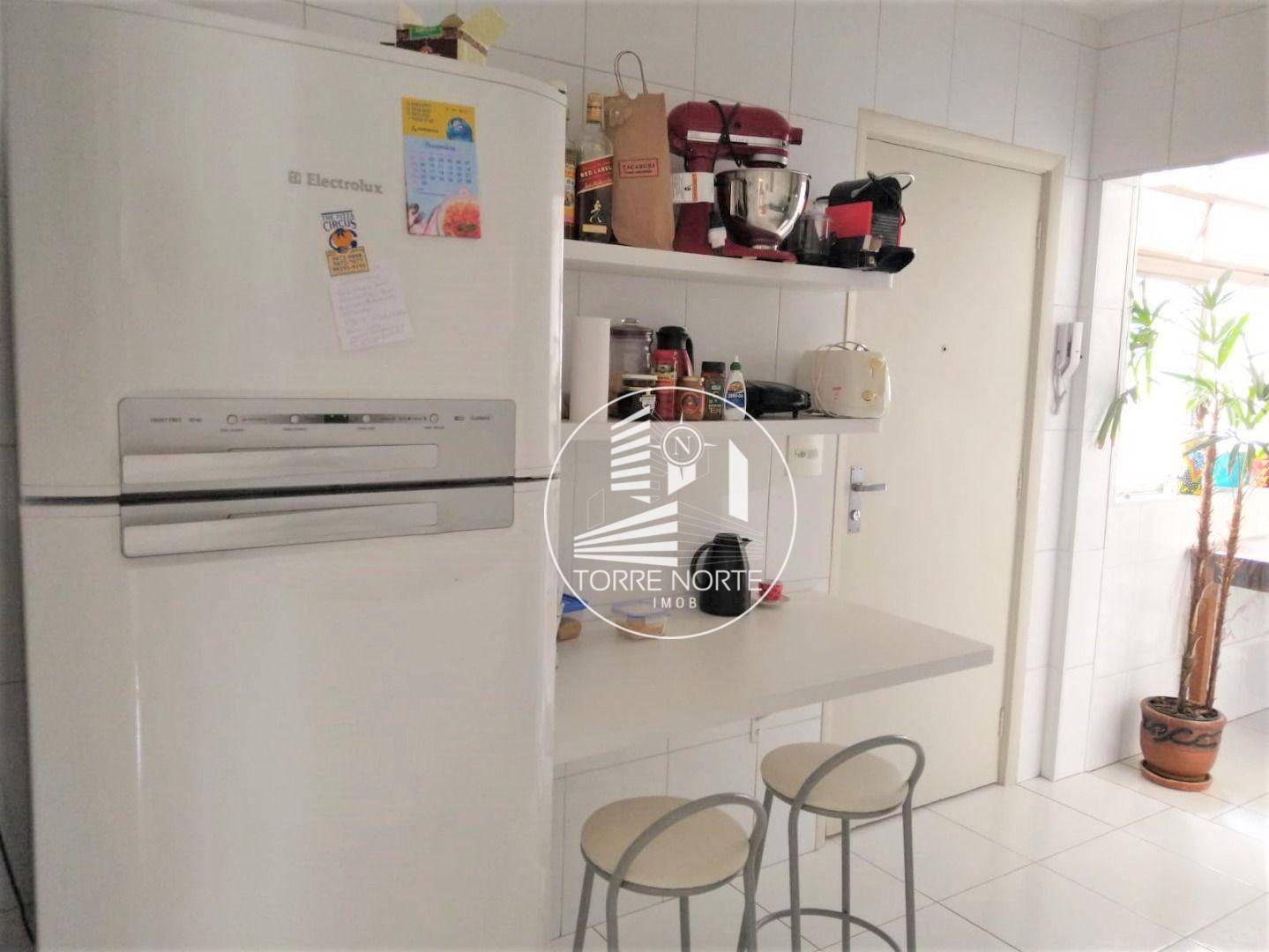 Apartamento à venda com 2 quartos, 95m² - Foto 16