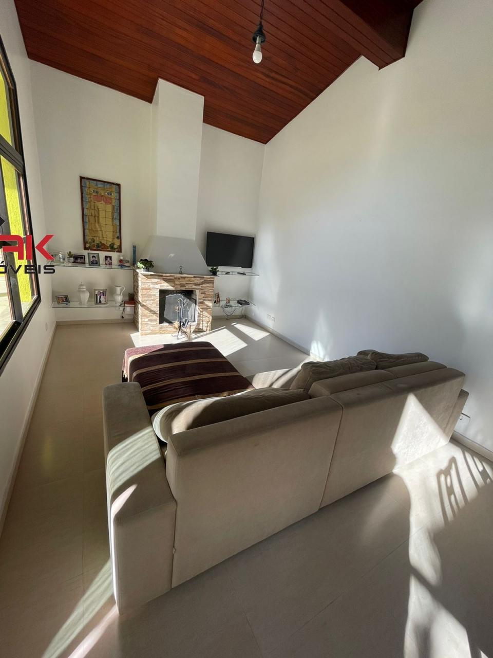 Casa de Condomínio à venda com 3 quartos, 1125m² - Foto 1