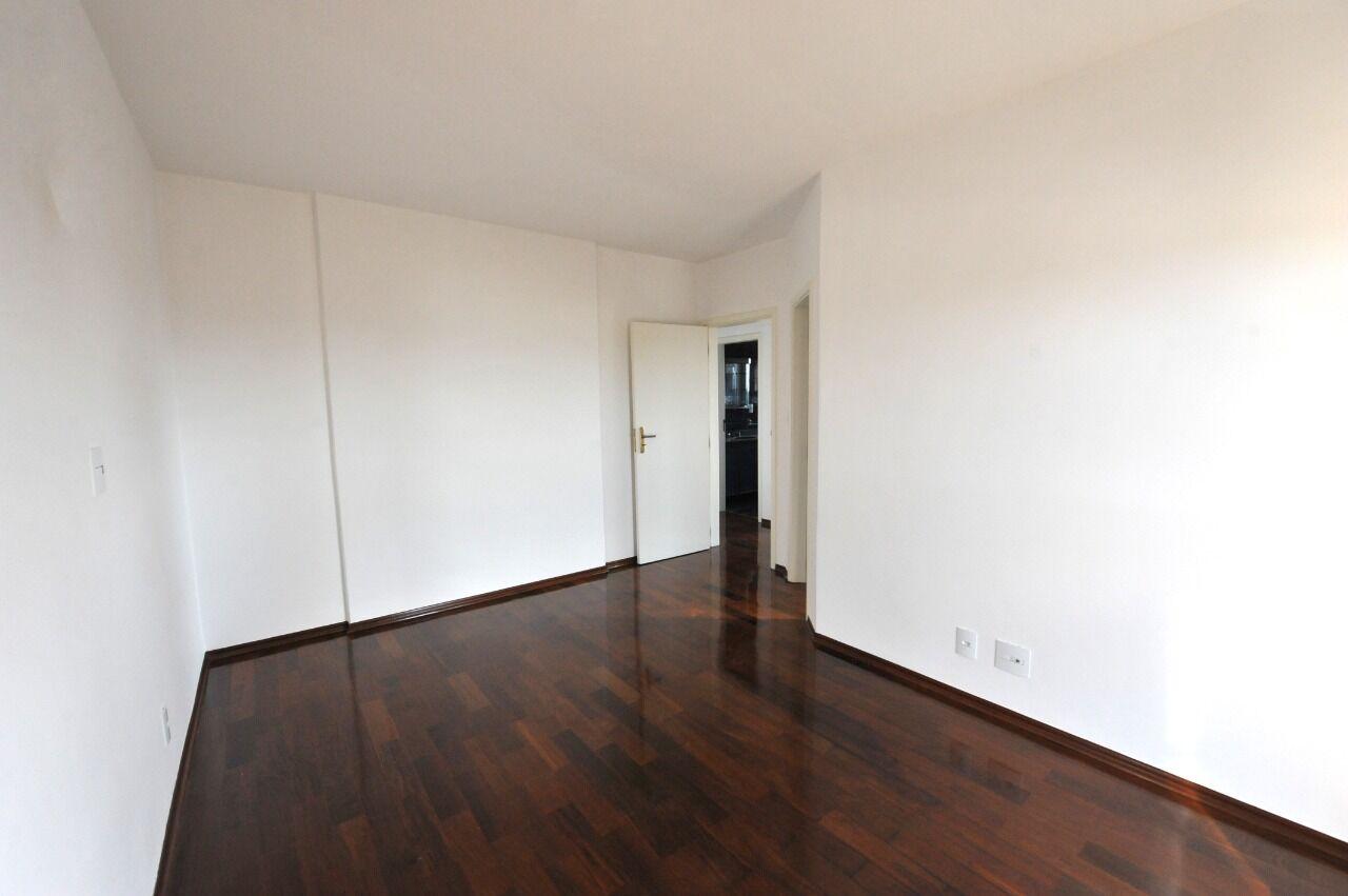 Apartamento à venda com 3 quartos, 150m² - Foto 14