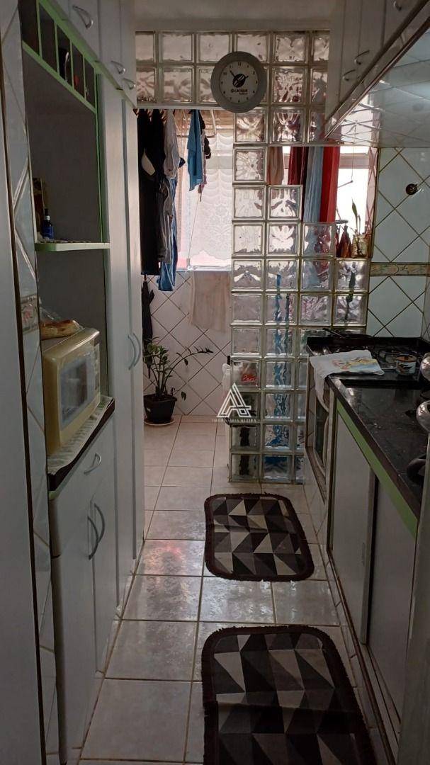 Apartamento à venda com 2 quartos, 70m² - Foto 28