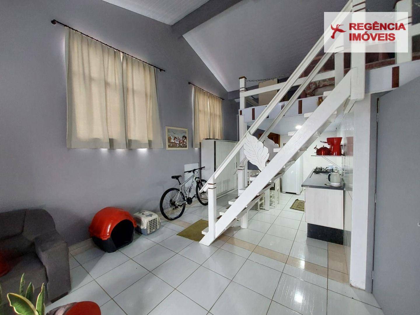 Casa à venda com 7 quartos, 314m² - Foto 4