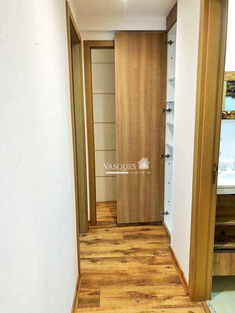 Apartamento para alugar com 2 quartos, 82m² - Foto 13