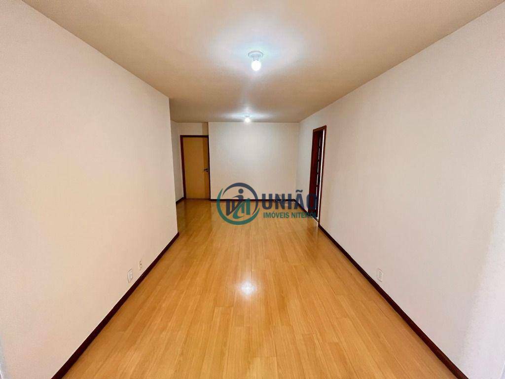 Apartamento à venda com 2 quartos, 86m² - Foto 3